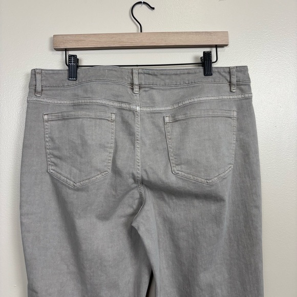 J. Jill Jeans Womens 14 Grey Boyfriend Straight Leg Ankle Zip Fly 5 Pocket Denim - Picture 6 of 9